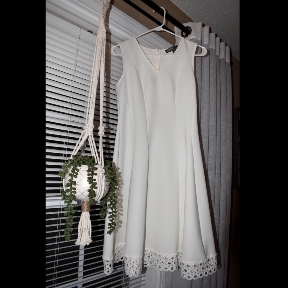 Donna Ricco New York Elegant White Midi Dress